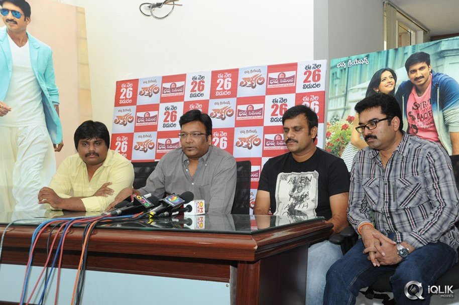 Loukyam-Movie-Press-Meet